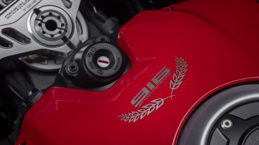 ducati-panigale-v4-sp2-30°-anniversario-916