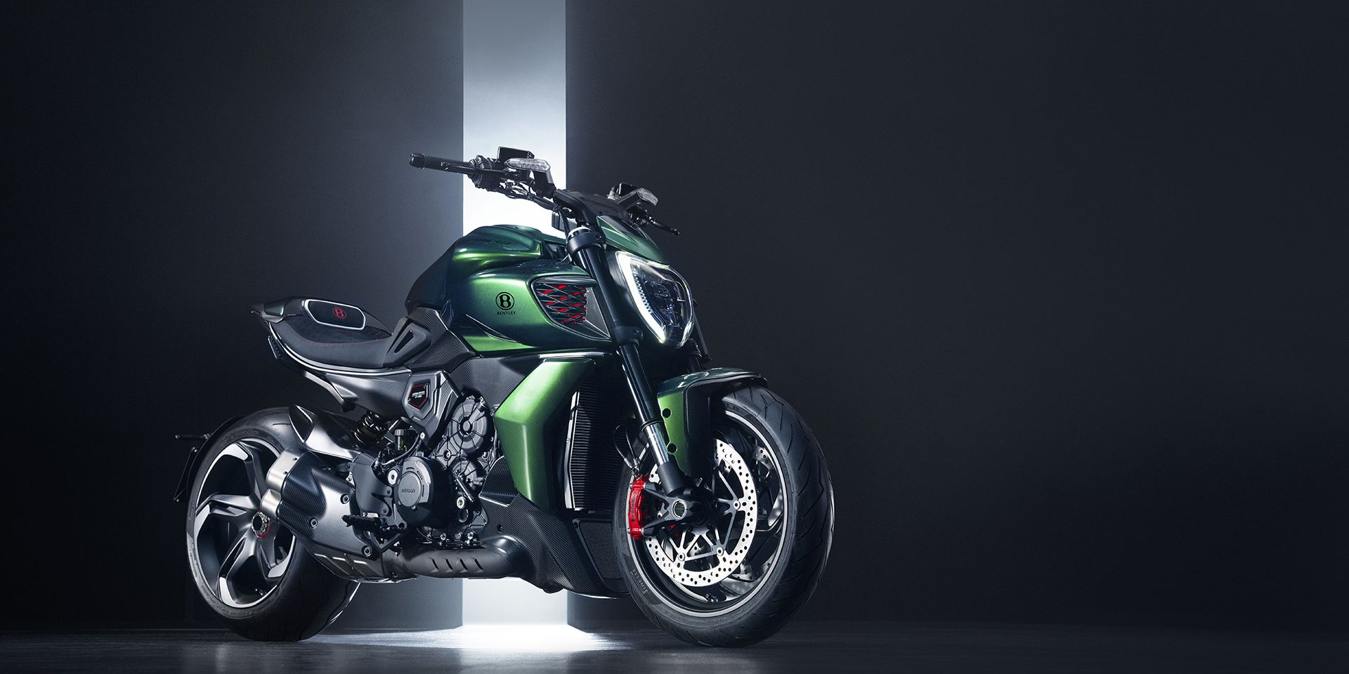 ducati-diavel-for-bentley