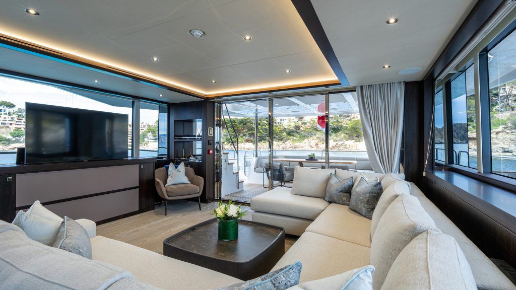 sunseeker-95-meros-yachtsharing