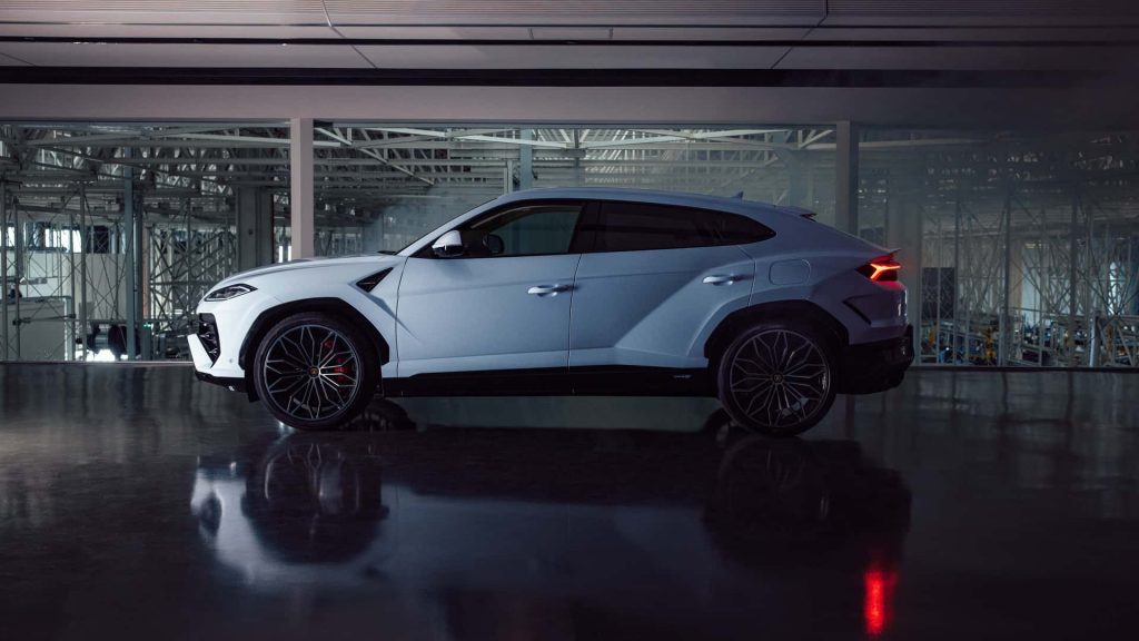 lamborghini-urus-se