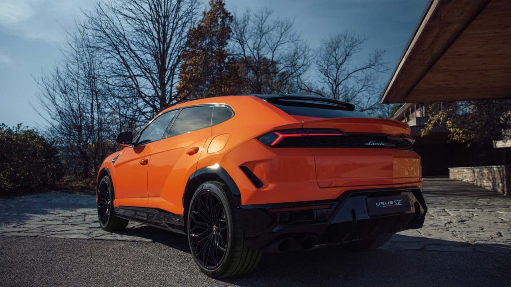 lamborghini-urus-se