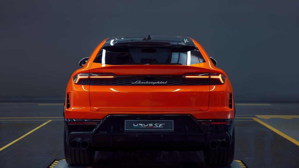 lamborghini-urus-se