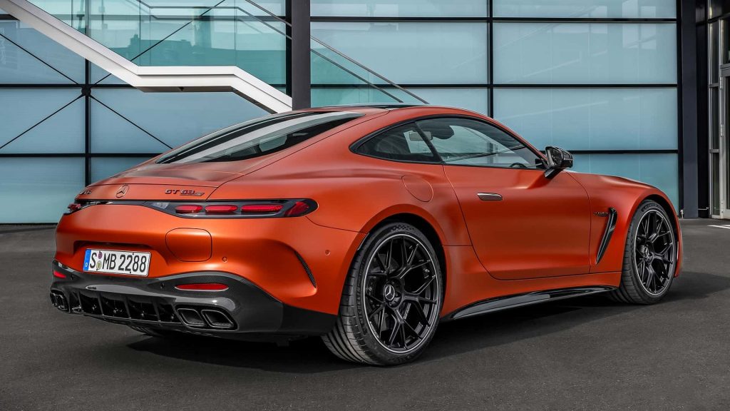 mercedes-amg-gt-63-s-e-performance