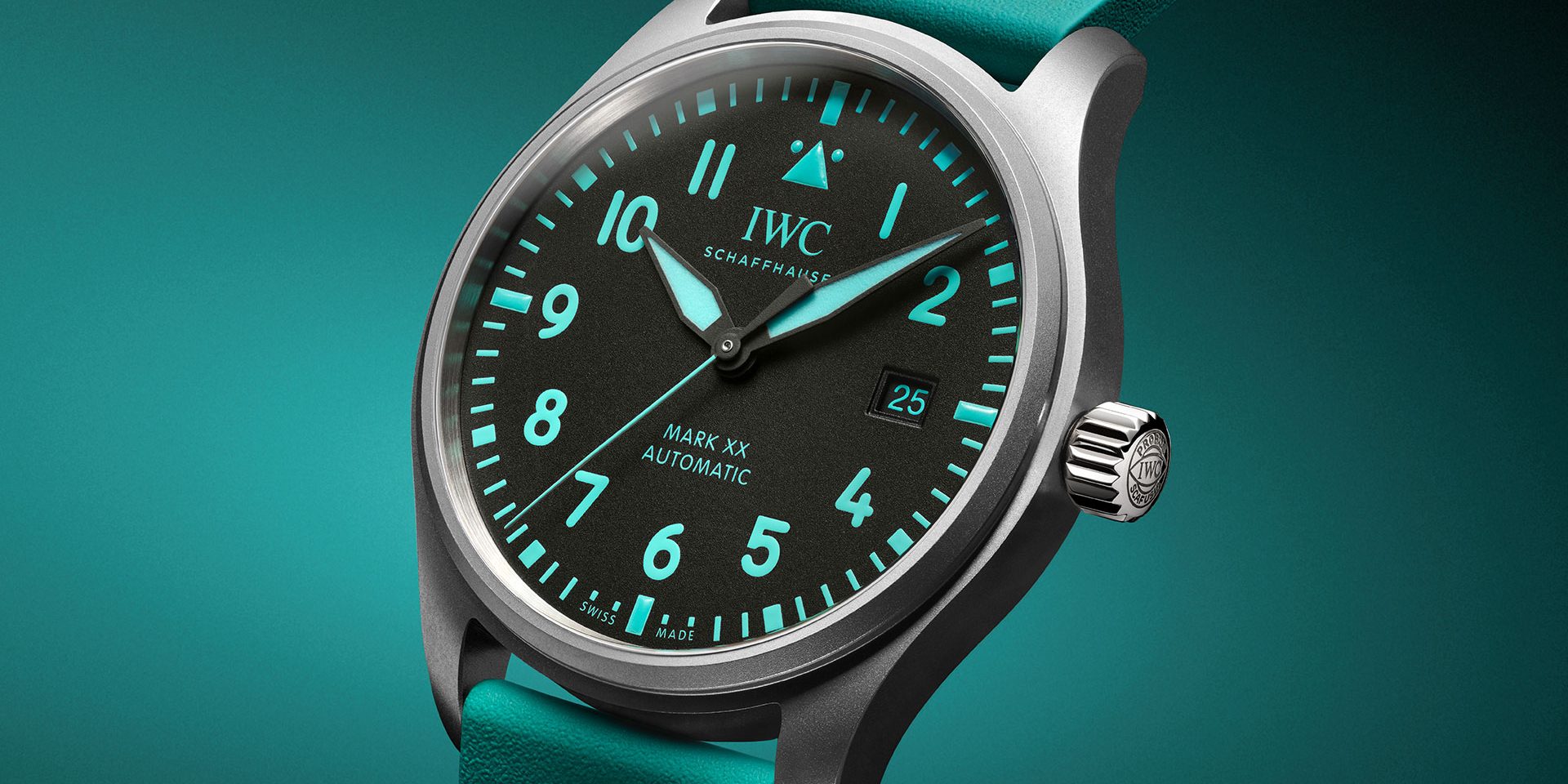iwc-schaffhausen-pilots-watch-mark-xx-mercedes-amg-petronas-formula-one-team