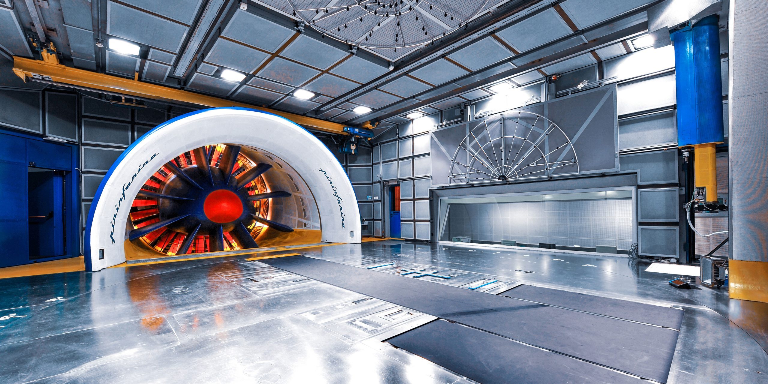 design-e-performance-in-motion-pininfarina-(8)