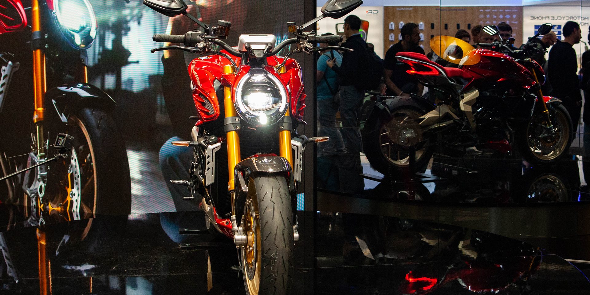 mv-agusta-brutale-950-serie-oro