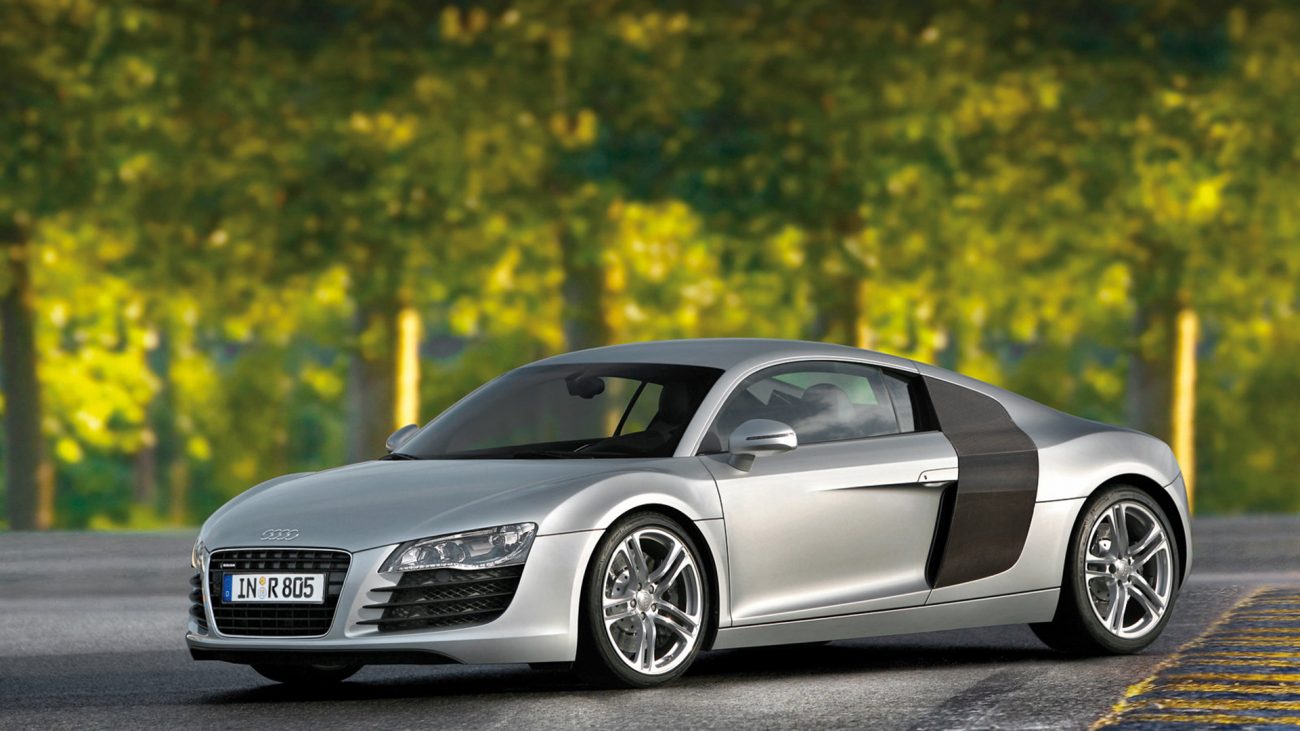 audi-r8